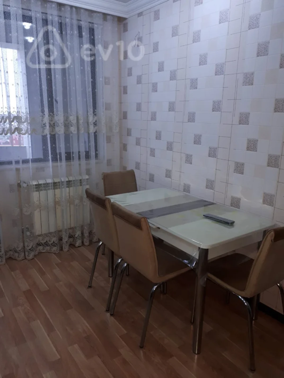 Kirayə verilir 2 otaqlı yeni tikili 63 m²