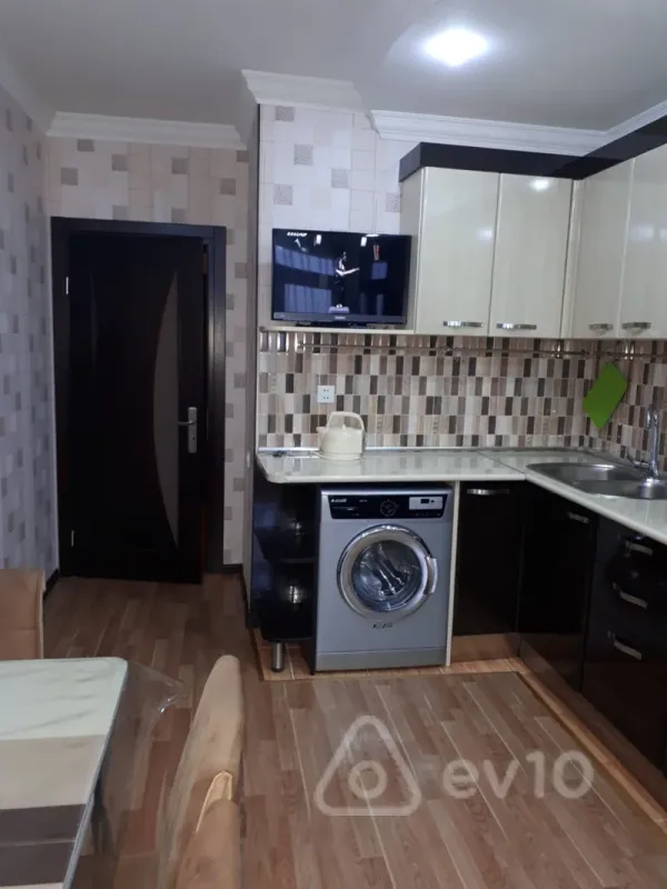 Kirayə verilir 2 otaqlı yeni tikili 63 m²