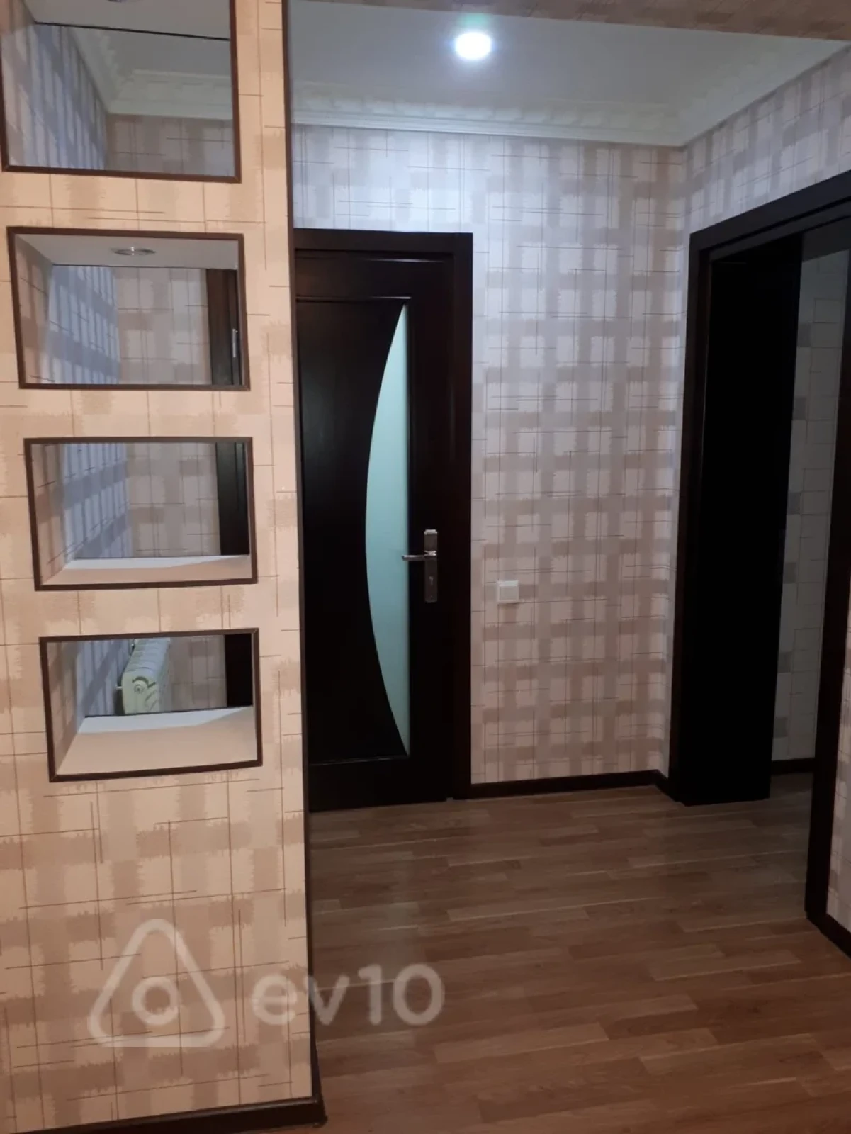 Kirayə verilir 2 otaqlı yeni tikili 63 m²