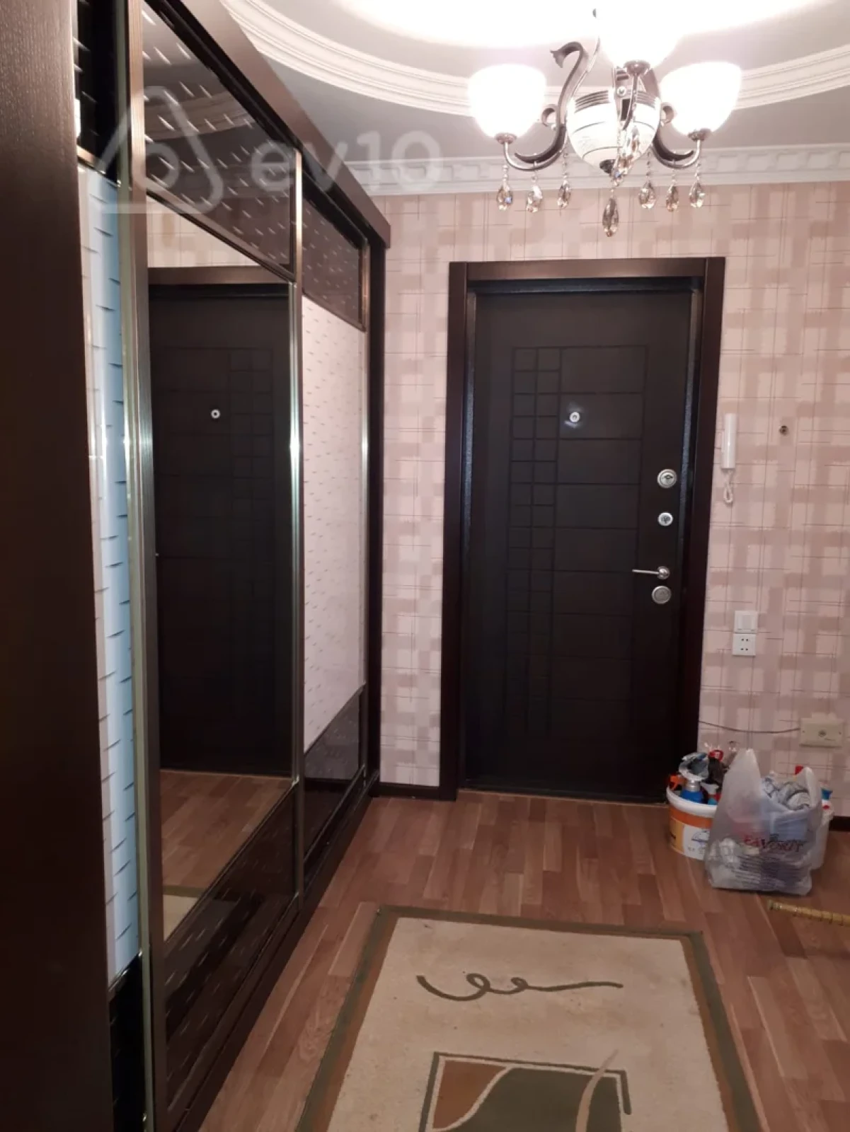 Kirayə verilir 2 otaqlı yeni tikili 63 m²