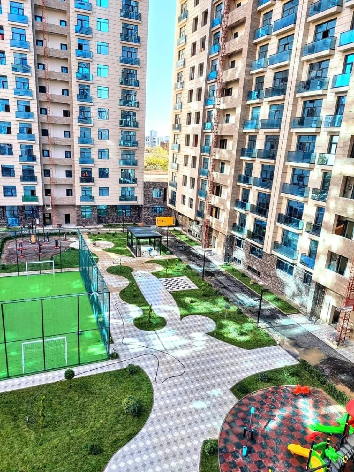 Kirayə verilir 2 otaqlı yeni tikili 55 m²