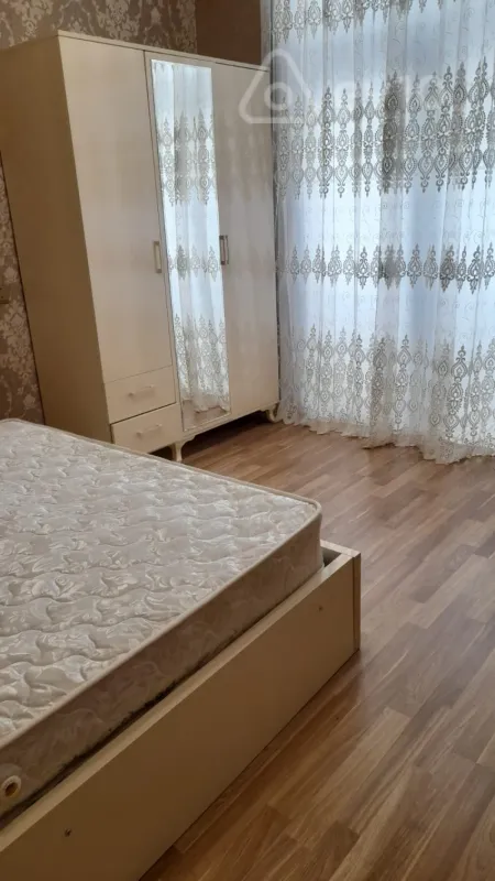 Kirayə verilir 2 otaqlı yeni tikili 55 m²