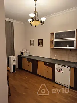 Kirayə verilir 3 otaqlı yeni tikili 109 m²