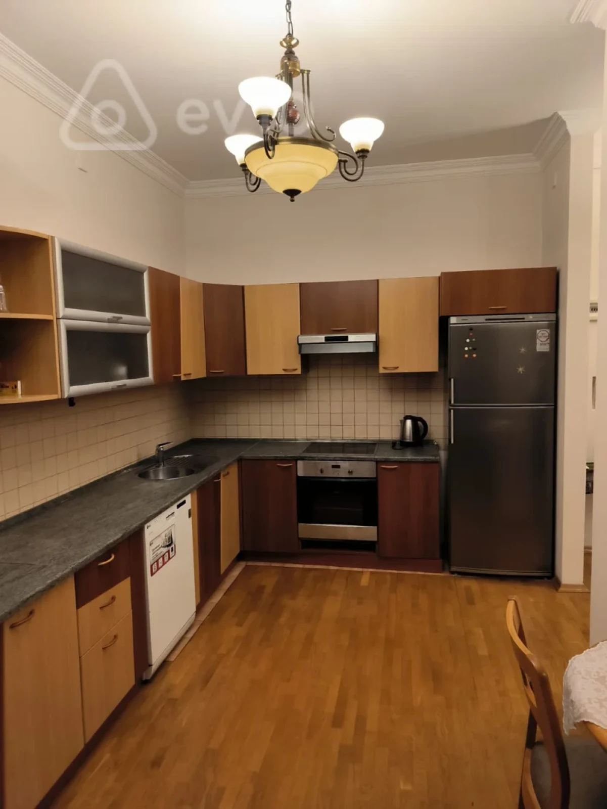 Kirayə verilir 3 otaqlı yeni tikili 109 m²