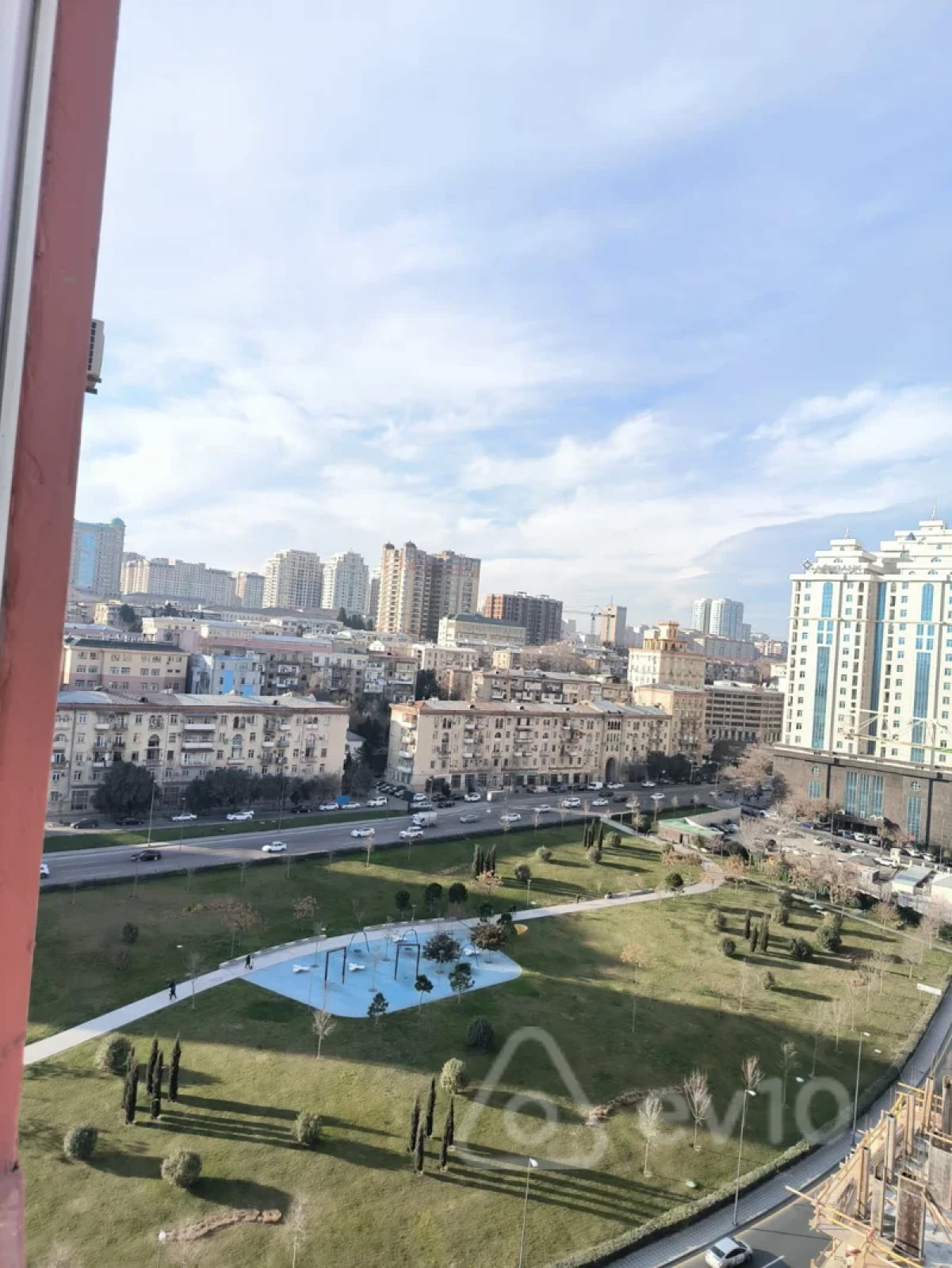 Kirayə verilir 3 otaqlı yeni tikili 109 m²