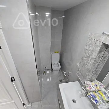Satılır 2 otaqlı köhnə tikili 35 m²