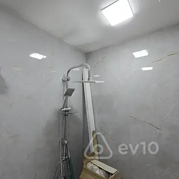Satılır 2 otaqlı köhnə tikili 35 m²