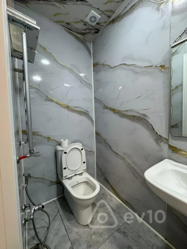 Kirayə verilir 2 otaqlı yeni tikili 55 m²