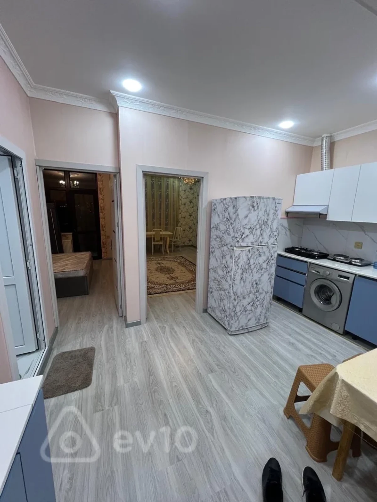 Kirayə verilir 2 otaqlı yeni tikili 56 m²