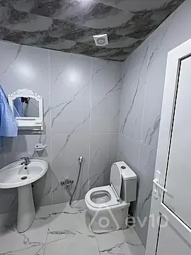 Kirayə verilir 2 otaqlı yeni tikili 56 m²