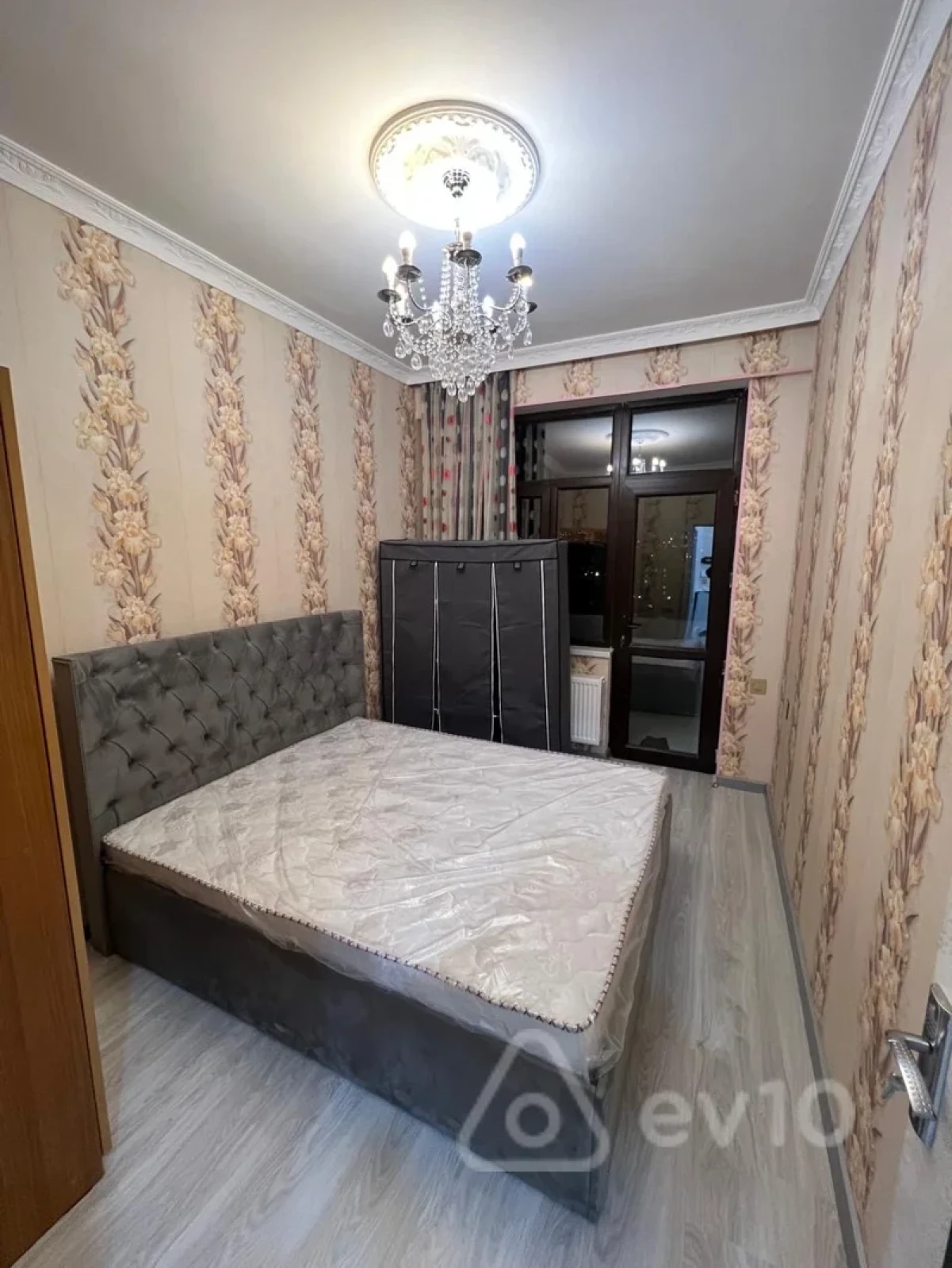 Kirayə verilir 2 otaqlı yeni tikili 56 m²