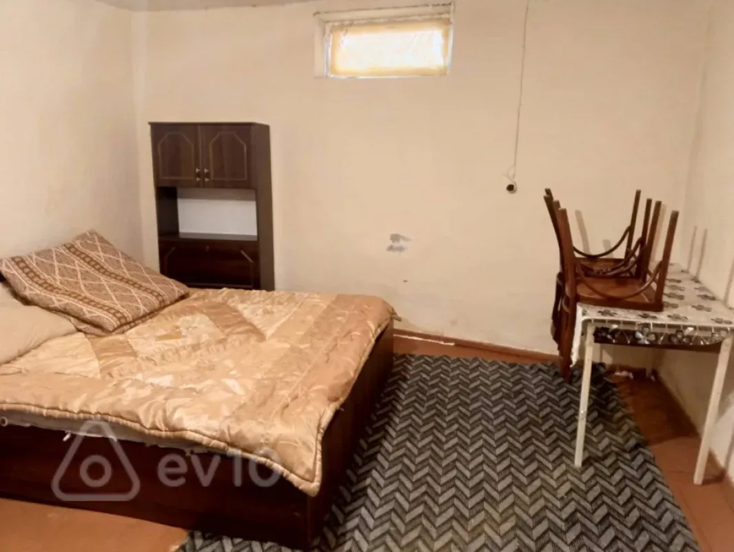 Kirayə verilir 1 otaqlı həyət evi 15 m²