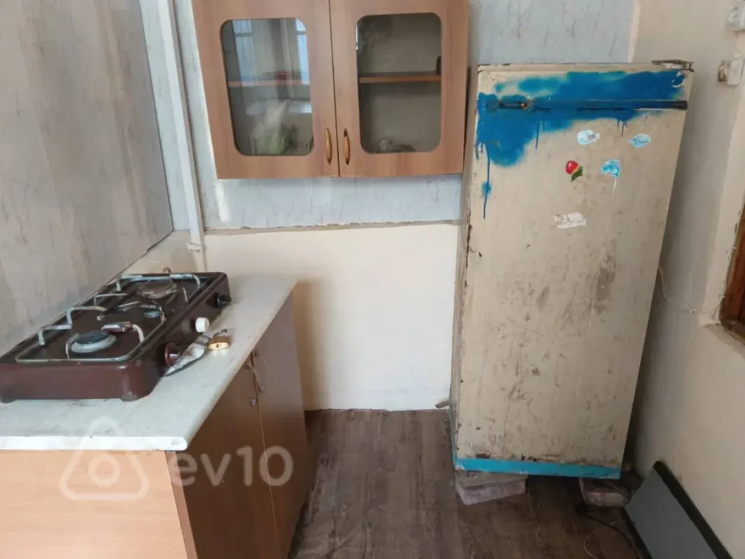 Kirayə verilir 1 otaqlı həyət evi 15 m²