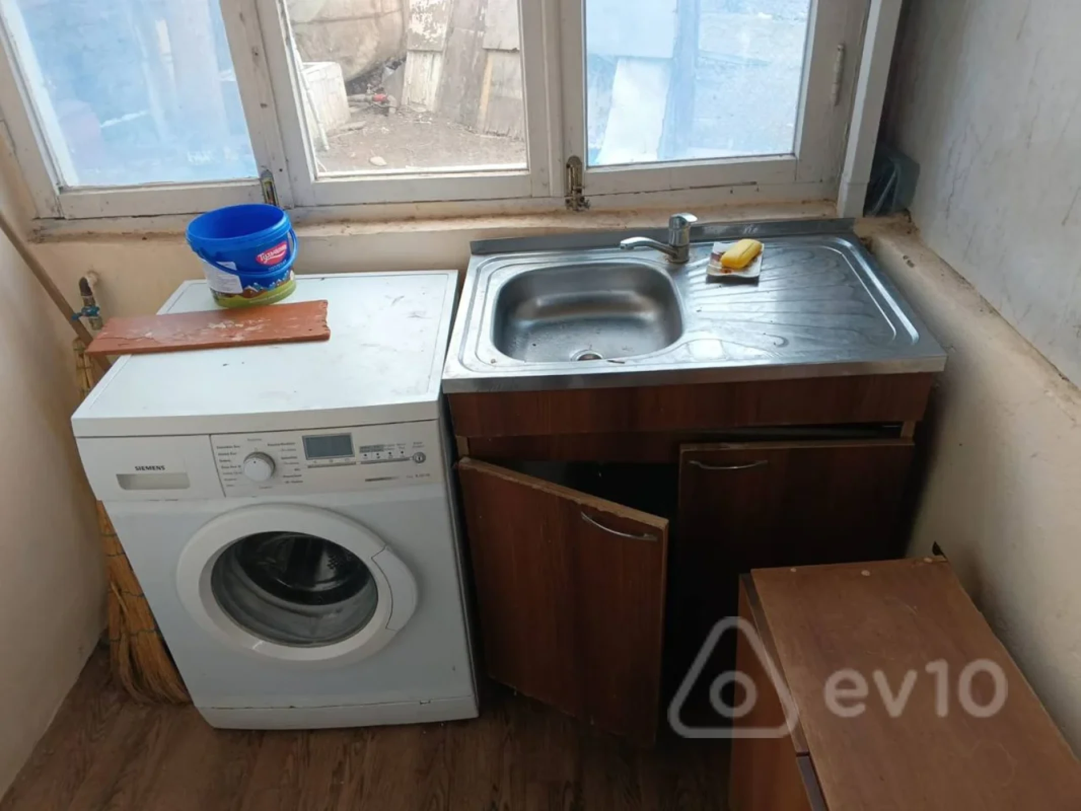 Kirayə verilir 1 otaqlı həyət evi 15 m²