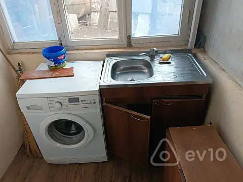 Kirayə verilir 1 otaqlı həyət evi 15 m²