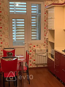 Kirayə verilir 2 otaqlı yeni tikili 65 m²