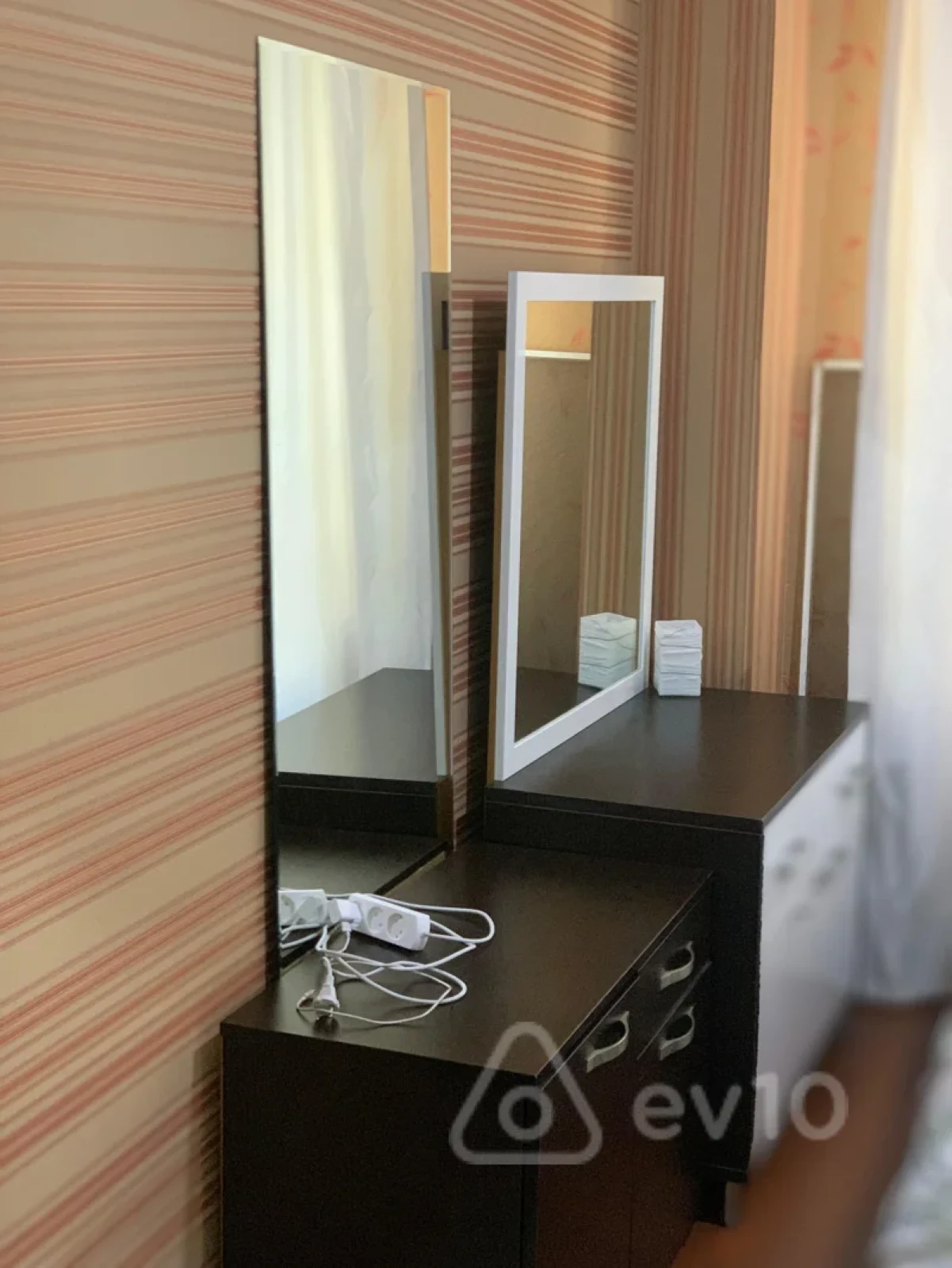 Kirayə verilir 2 otaqlı yeni tikili 65 m²