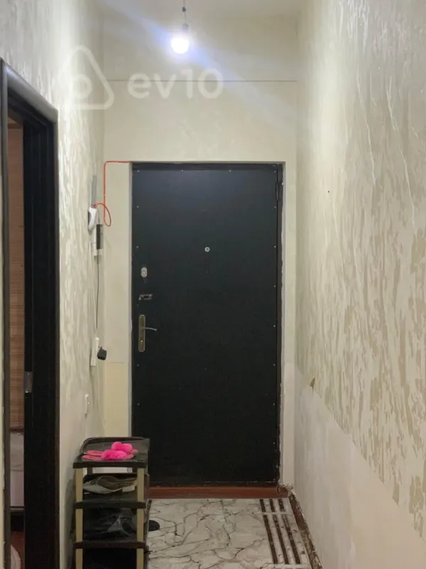 Kirayə verilir 2 otaqlı yeni tikili 65 m²
