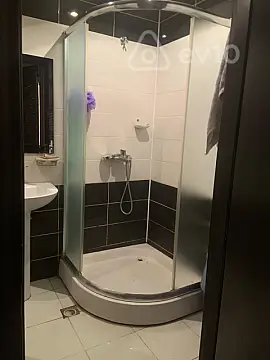 Kirayə verilir 2 otaqlı yeni tikili 65 m²