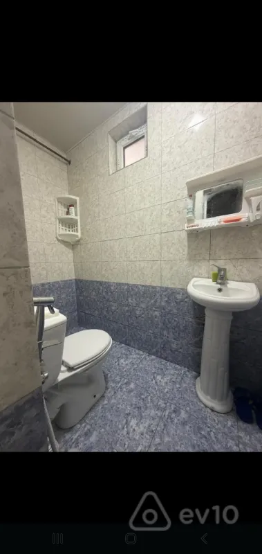 Kirayə verilir 2 otaqlı həyət evi 45 m²