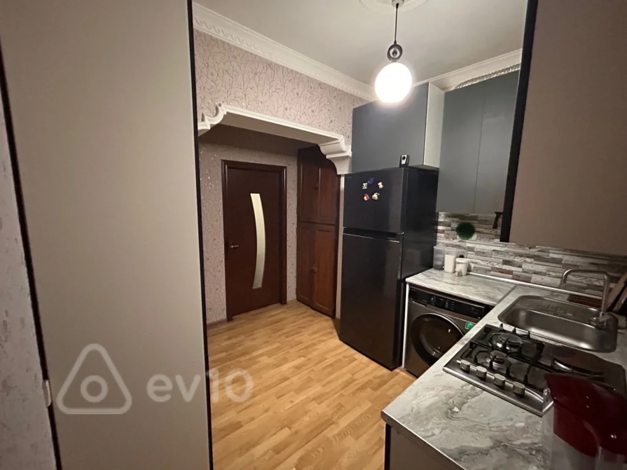 Satılır 3 otaqlı köhnə tikili 63 m²
