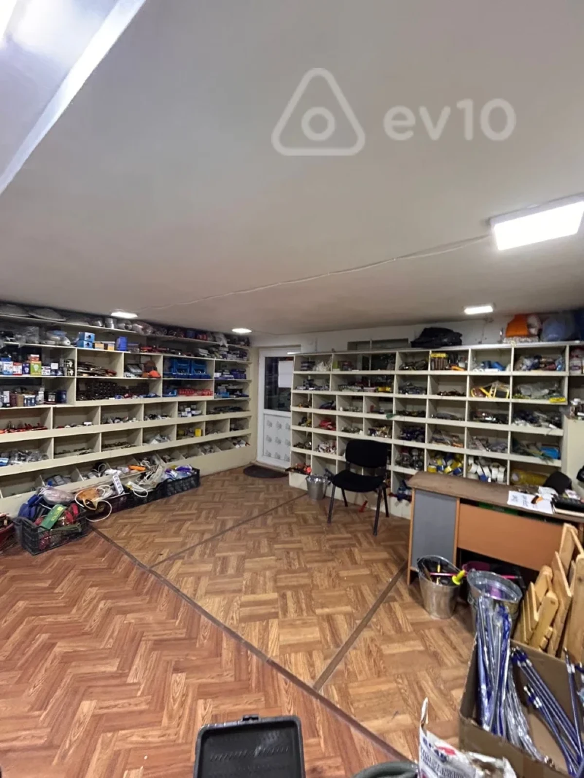 Satılır 3 otaqlı köhnə tikili 63 m²