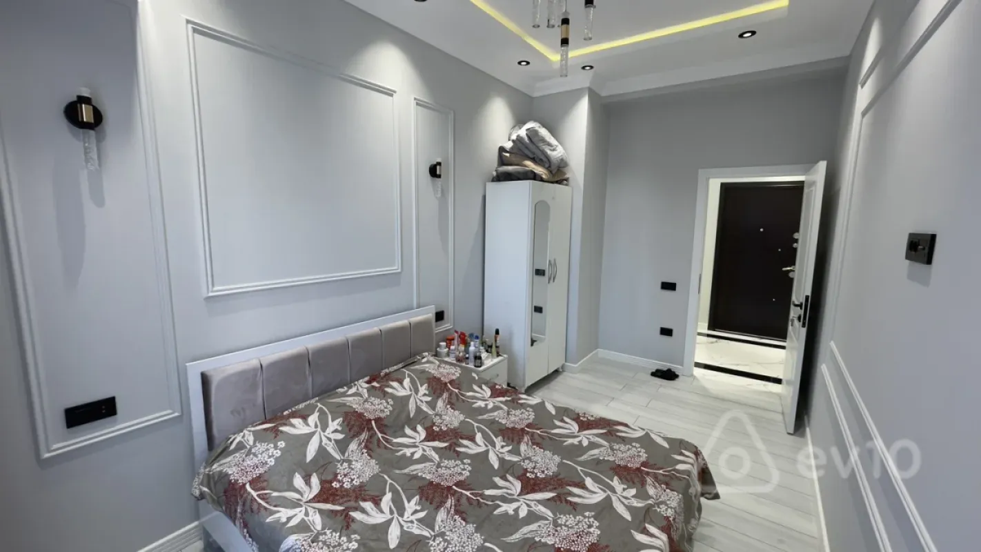 Kirayə verilir 3 otaqlı yeni tikili 72 m²