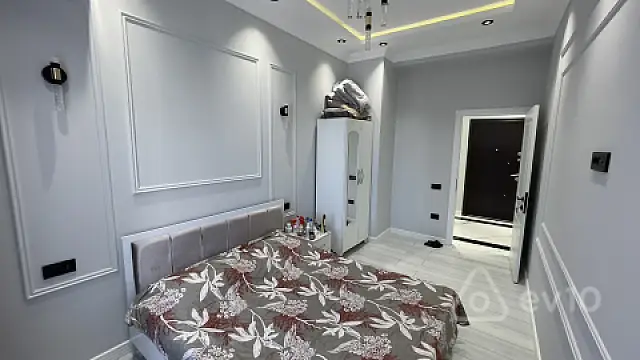 Kirayə verilir 3 otaqlı yeni tikili 72 m²