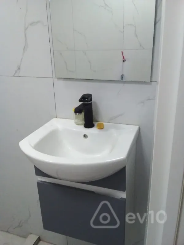 Kirayə verilir 1 otaqlı yeni tikili 30 m²