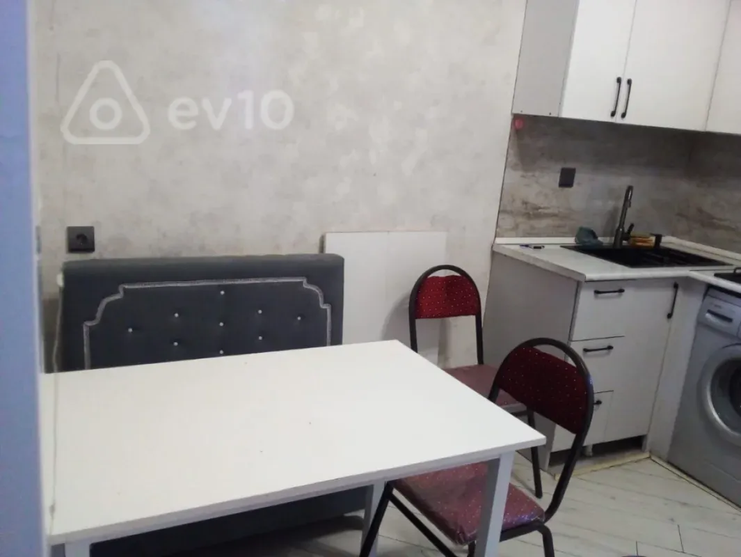 Kirayə verilir 1 otaqlı yeni tikili 30 m²