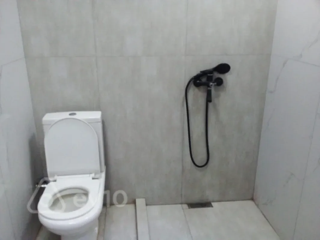Kirayə verilir 1 otaqlı yeni tikili 30 m²