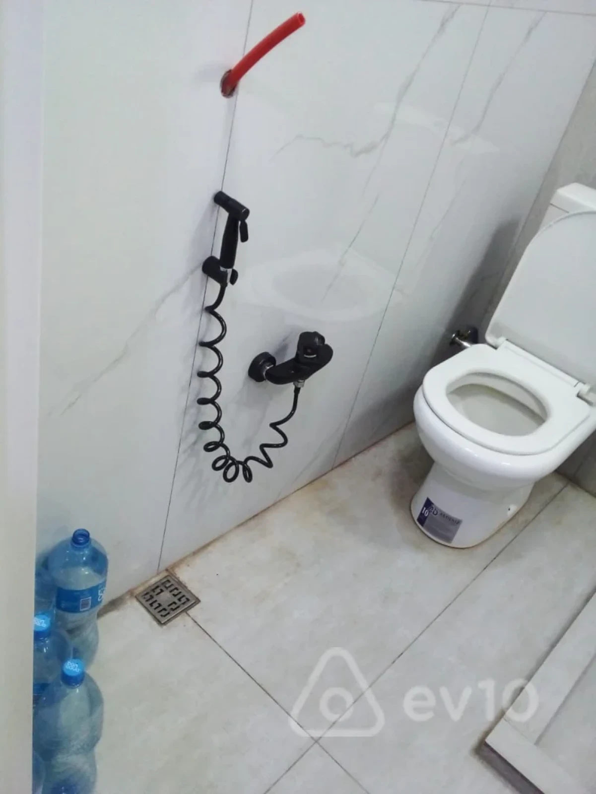 Kirayə verilir 1 otaqlı yeni tikili 30 m²