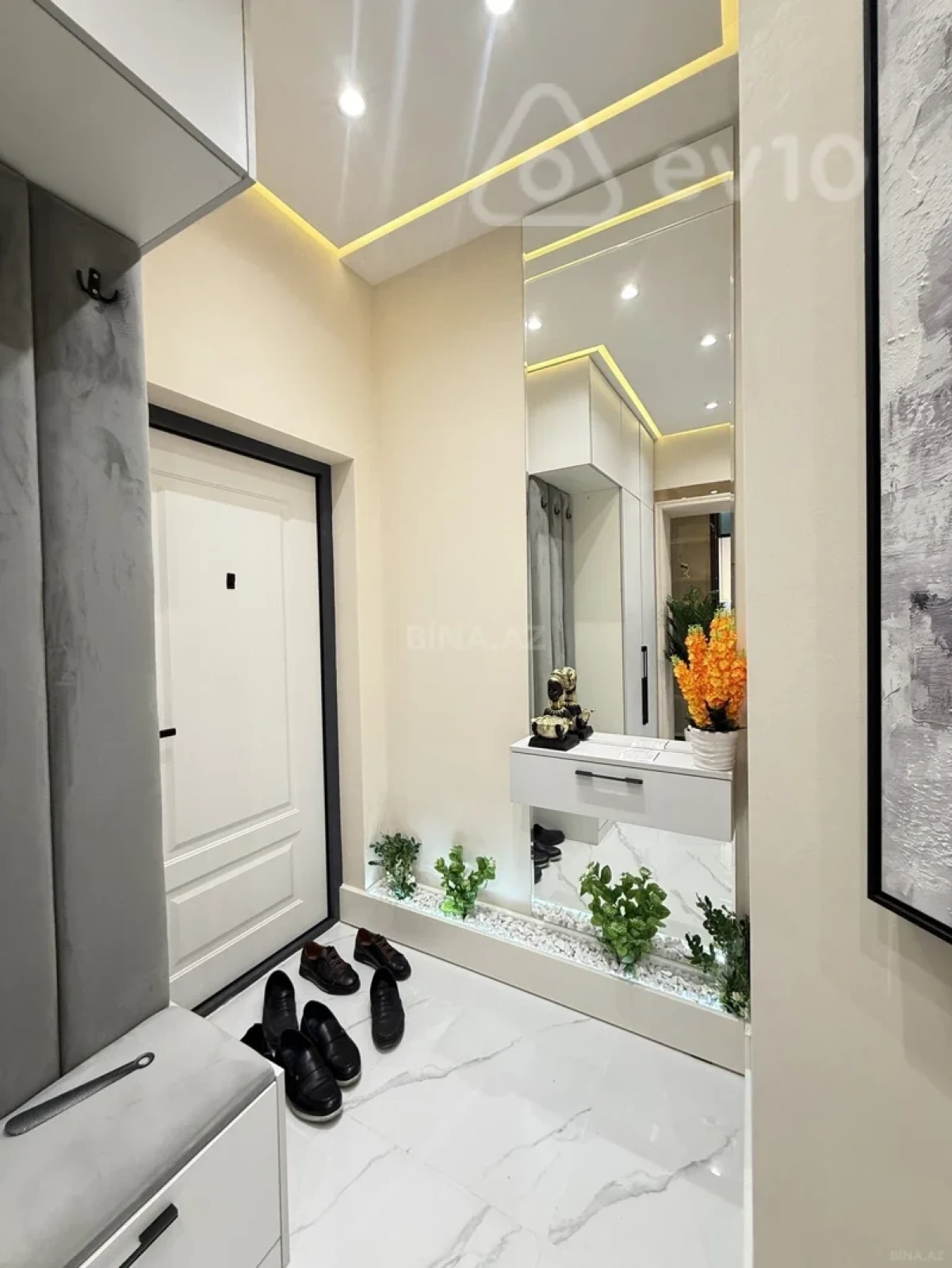 Kirayə verilir 2 otaqlı yeni tikili 55 m²