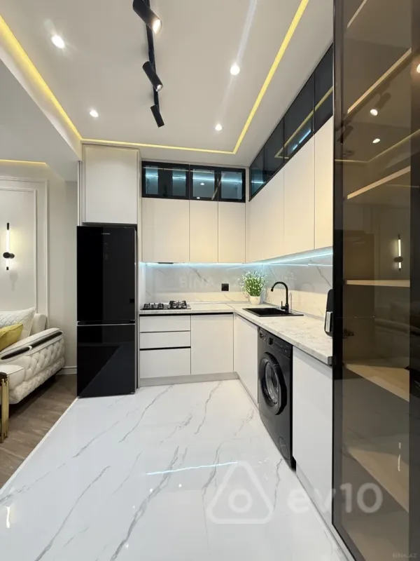 Kirayə verilir 2 otaqlı yeni tikili 55 m²