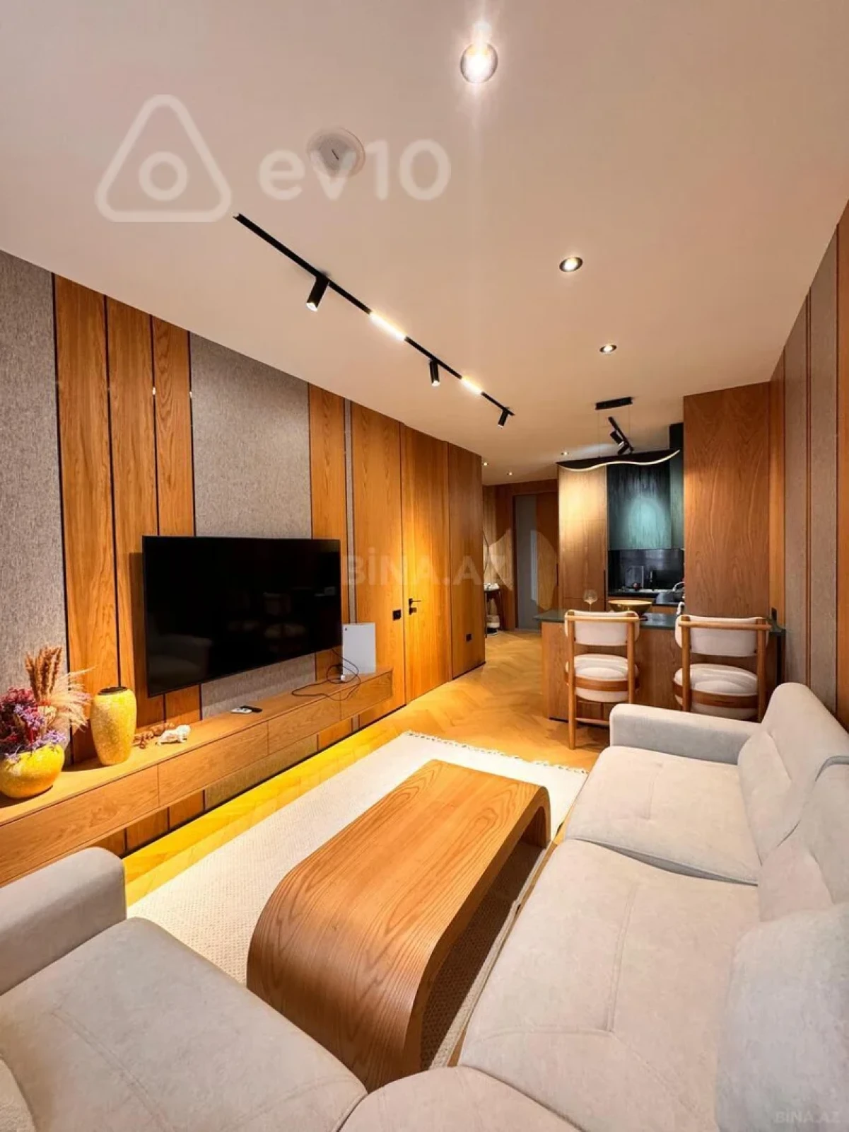 Kirayə verilir 2 otaqlı yeni tikili 58 m²