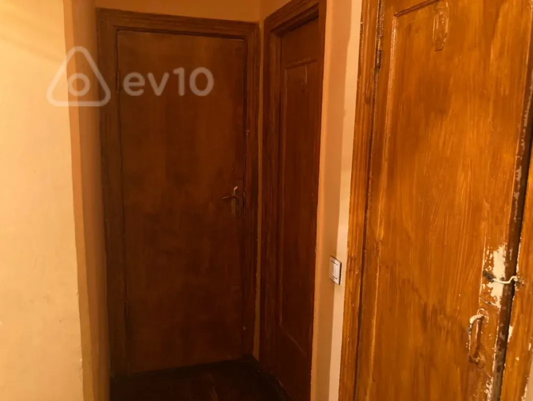 Satılır 3 otaqlı köhnə tikili 65 m²