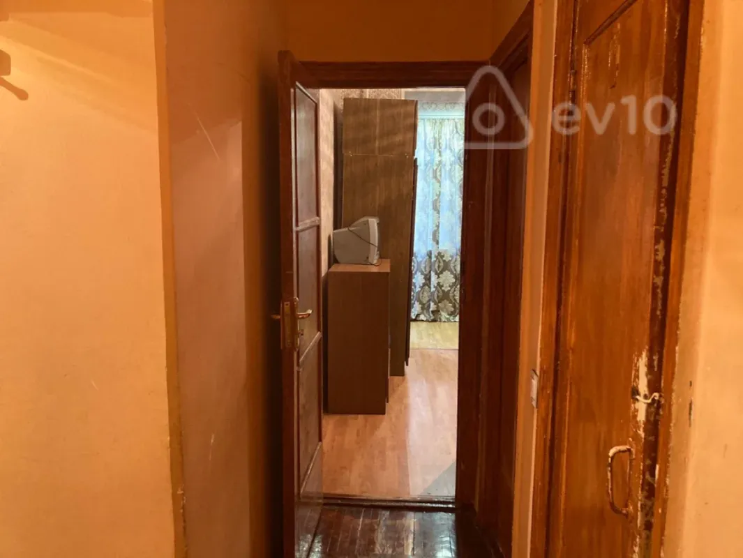 Satılır 3 otaqlı köhnə tikili 65 m²