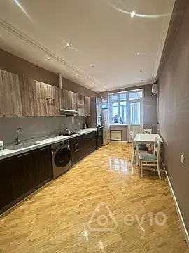 Kirayə verilir 4 otaqlı yeni tikili 170 m² — Bakı, Nəsimi 4 otaq 170.00 m²