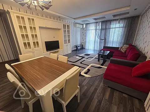 Kirayə verilir 3 otaqlı yeni tikili 170 m²