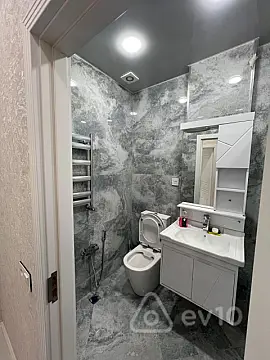 Kirayə verilir 2 otaqlı yeni tikili 52 m²