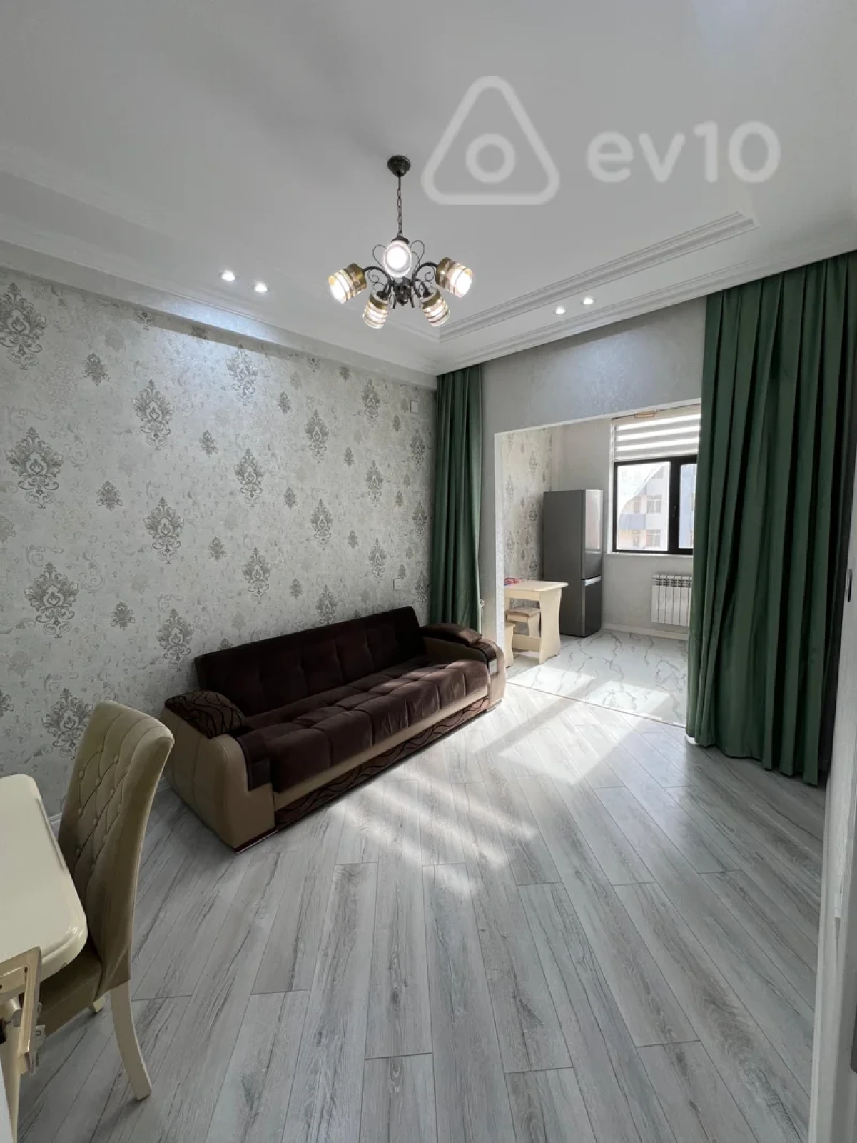 Kirayə verilir 2 otaqlı yeni tikili 52 m²