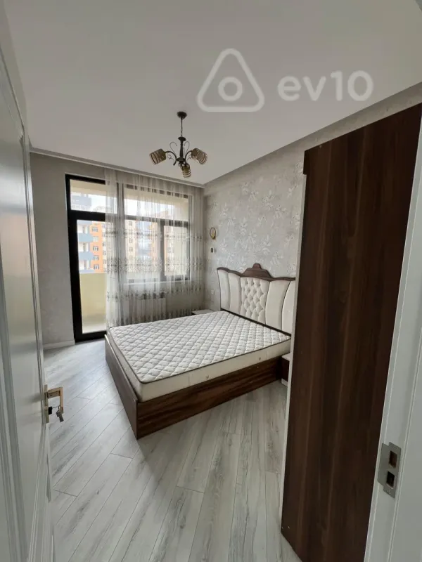 Kirayə verilir 2 otaqlı yeni tikili 52 m²