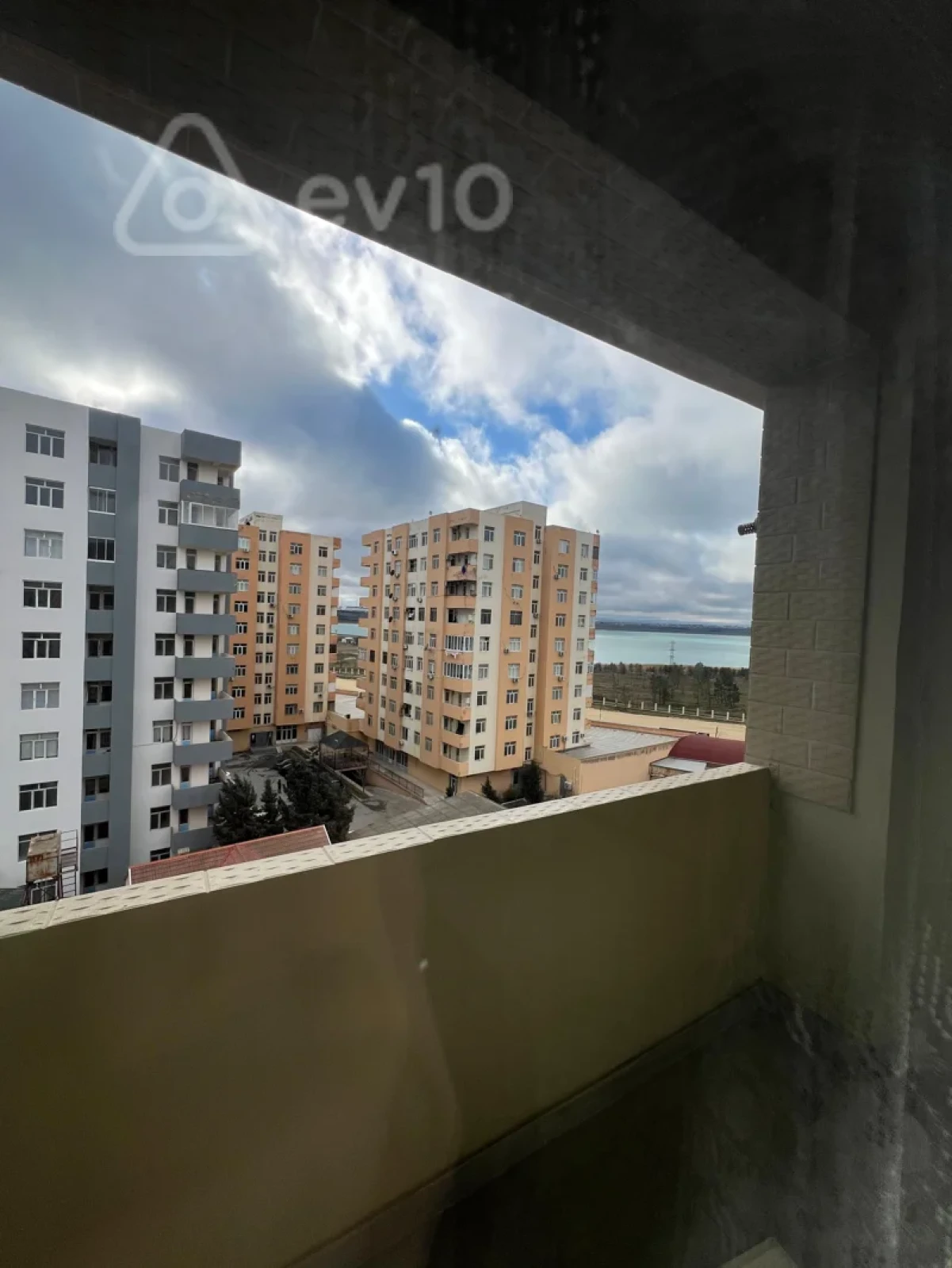 Kirayə verilir 2 otaqlı yeni tikili 52 m²