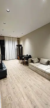 Kirayə verilir 2 otaqlı yeni tikili 120 m²