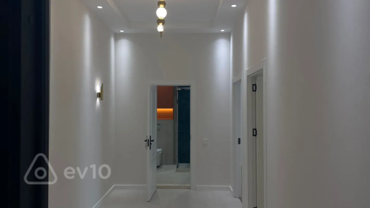 Kirayə verilir 2 otaqlı yeni tikili 72 m²