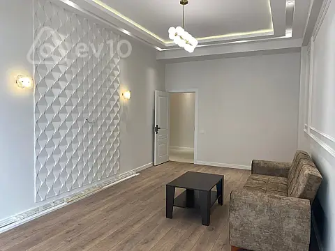 Kirayə verilir 2 otaqlı yeni tikili 72 m²