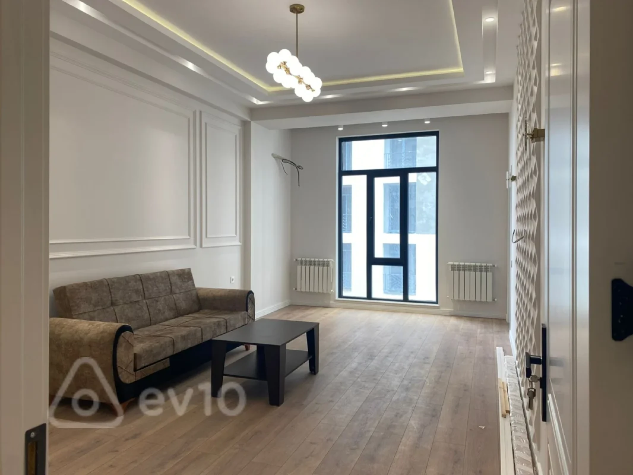 Kirayə verilir 2 otaqlı yeni tikili 72 m²