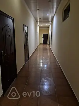 Satılır mənzil 93 m²