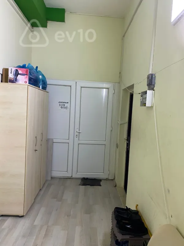 Satılır mənzil 93 m²