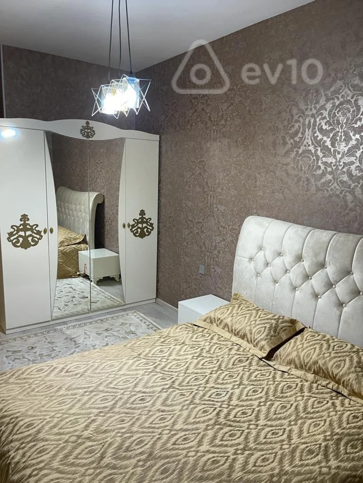 Kirayə verilir 2 otaqlı yeni tikili 60 m²